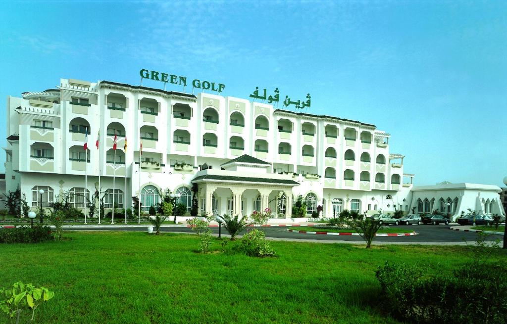Green Golf, Ясмин