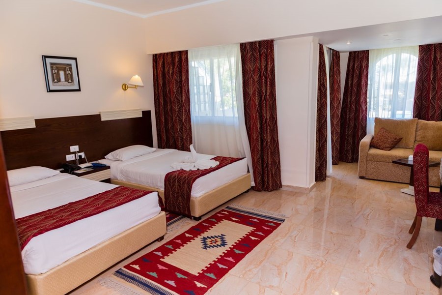 Golden Beach Resort — фото 4