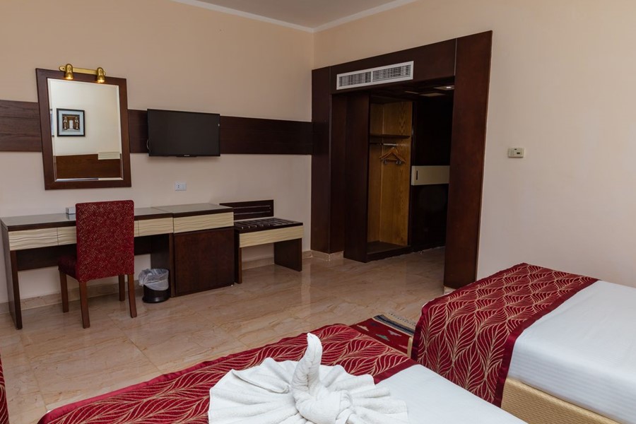 Golden Beach Resort — фото 6