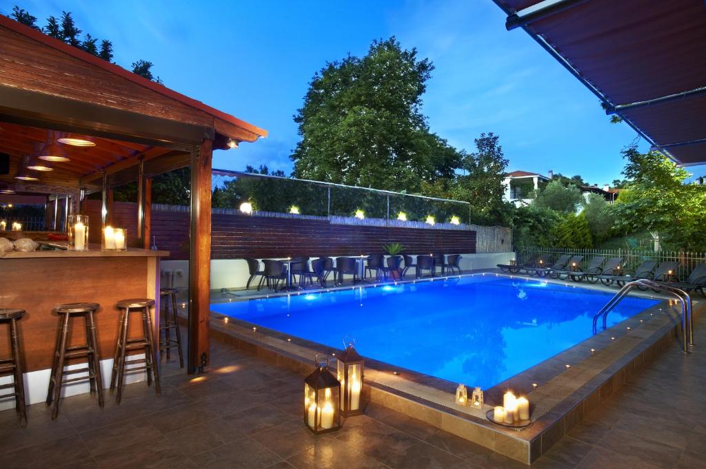4-You Hotel Apartments, Метаморфоси