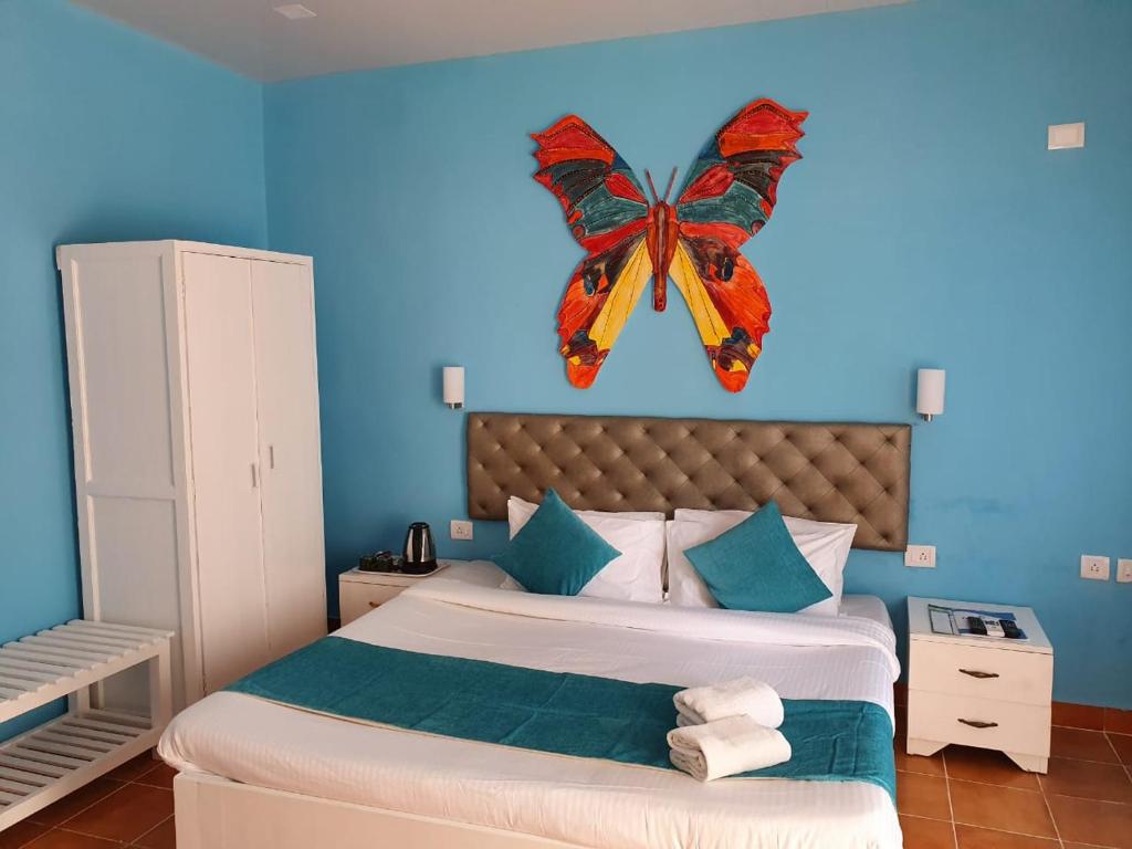 Paradise Village Beach Resort — фото 4