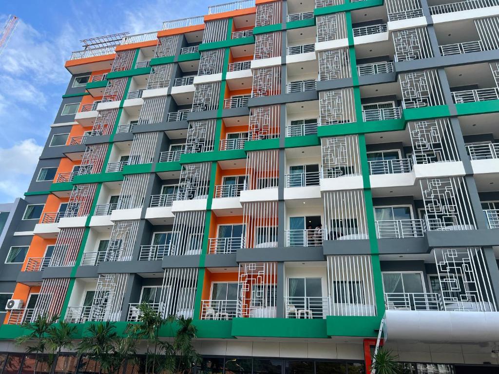 Zephyr Grand Hotel