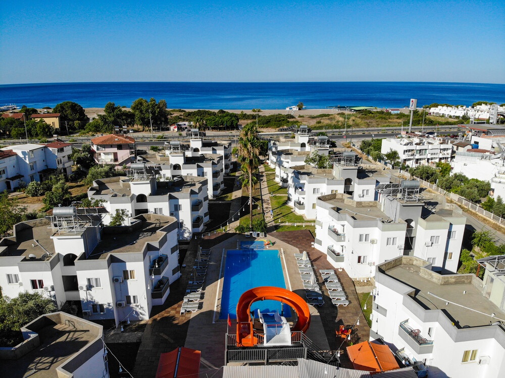 Throne Beach Resort & Spa — фото 3