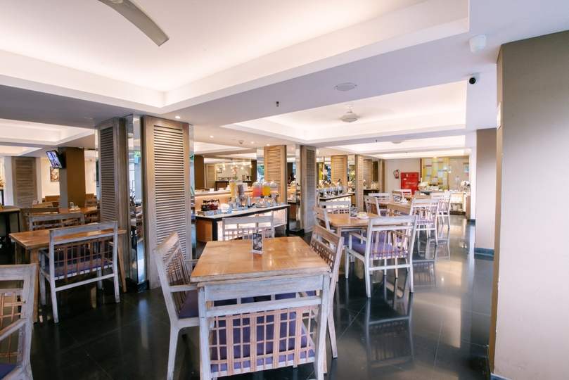 Kuta Beach Hotel — фото 6