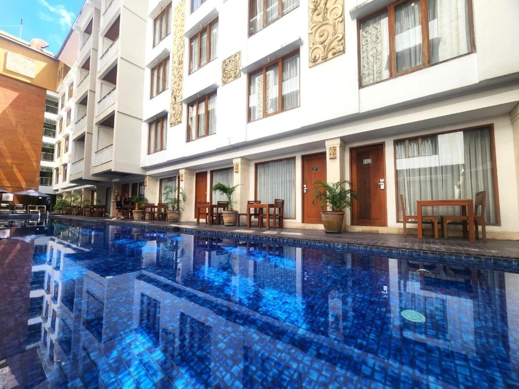 Bali Sun Tropical Hotel & Spa (Ex. The Sun Hotel & Spa Legian) — фото 2