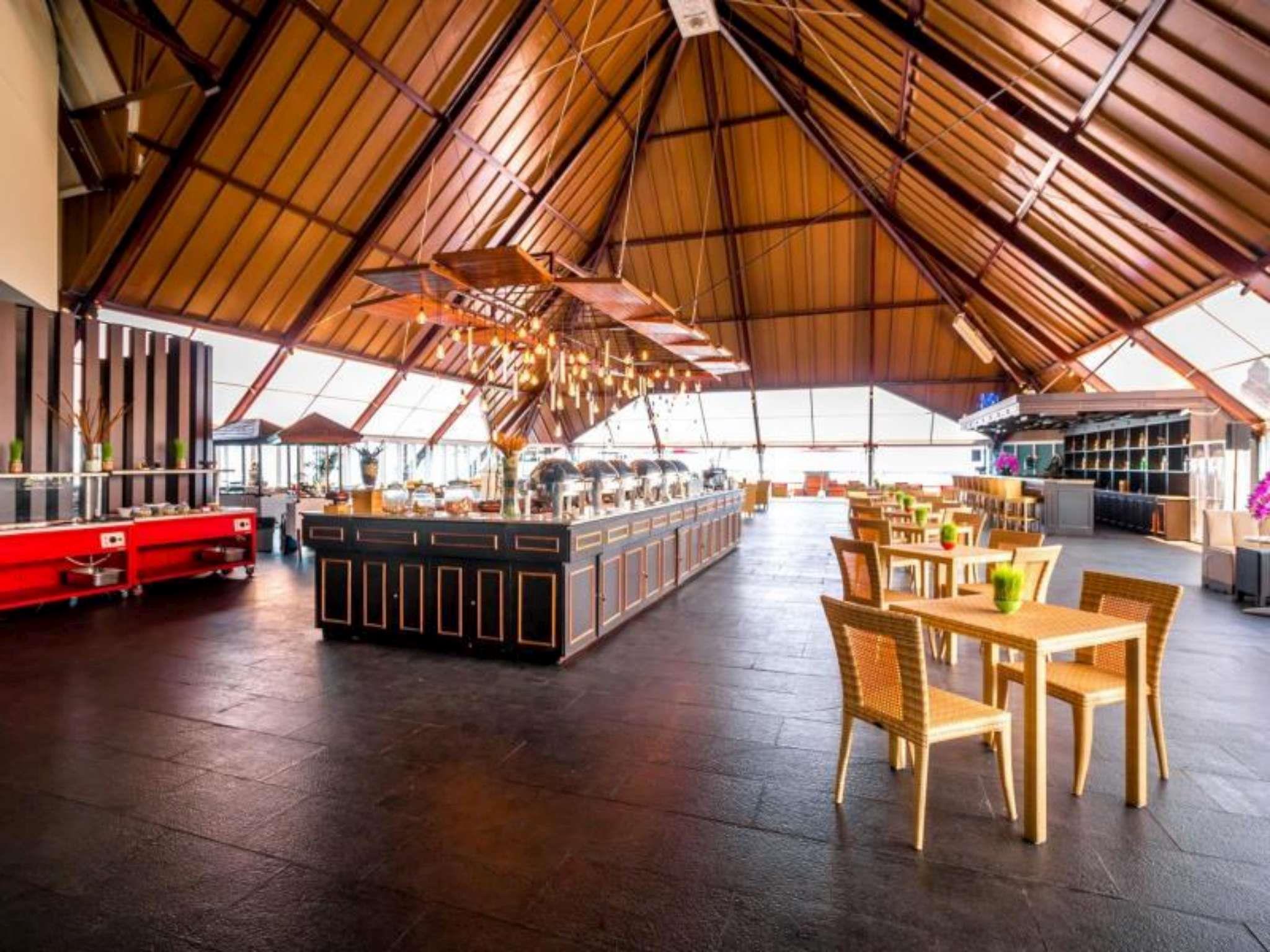Kutabex Beach Front Hotel — фото 4