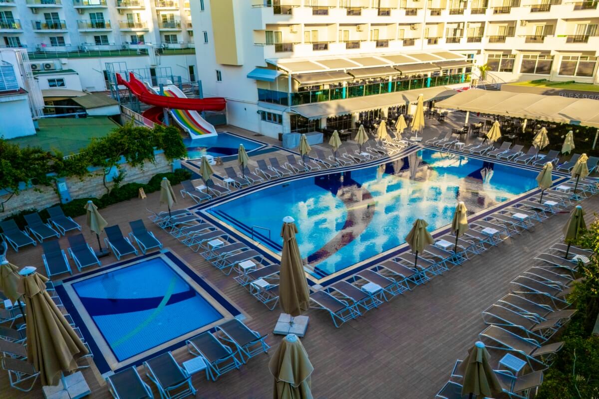 Prestige Garden Hotel — фото 2