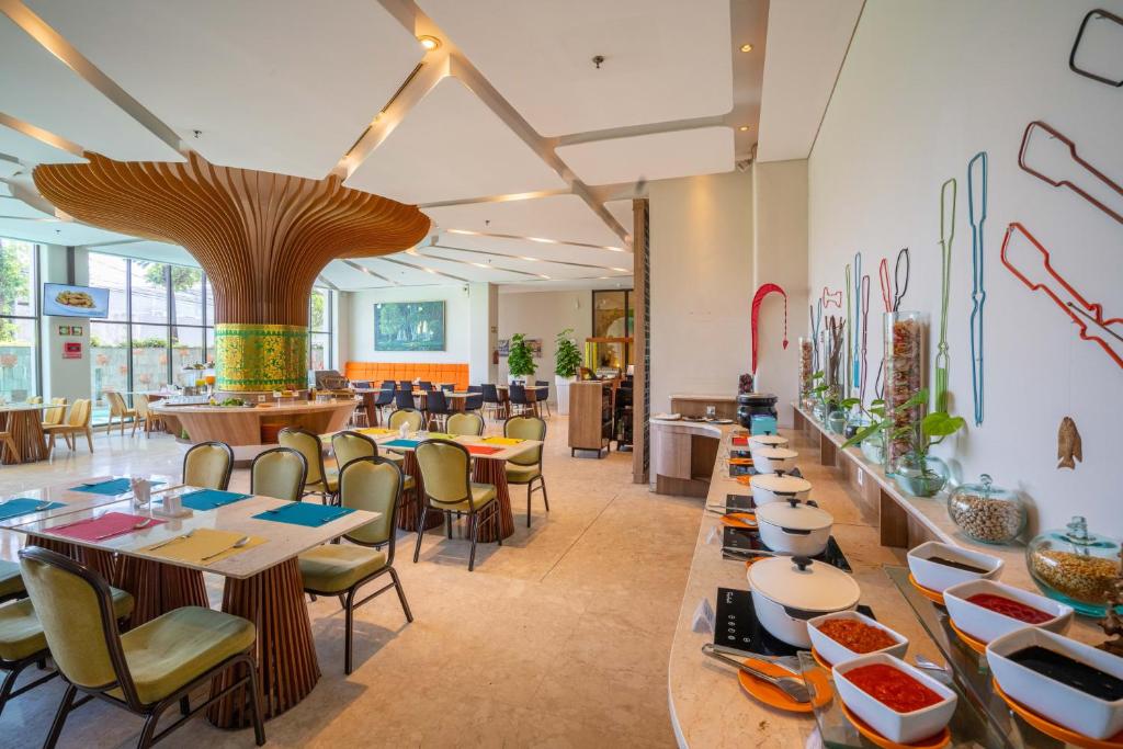 Grand Livio Kuta Hotel — фото 3