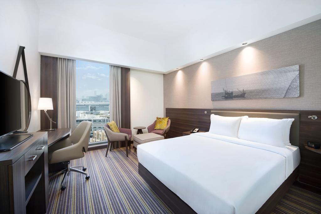 Hampton by Hilton Dubai Airport — фото 4