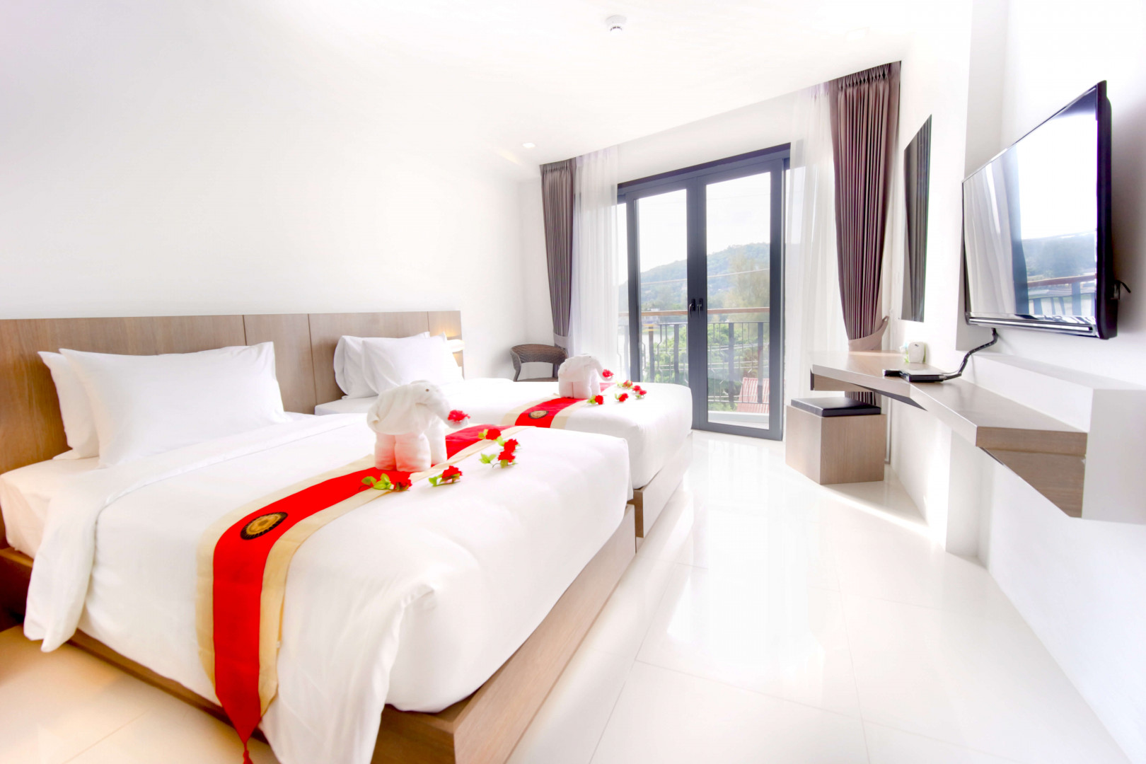 Phoenix Karon Beach Hotel — фото 5