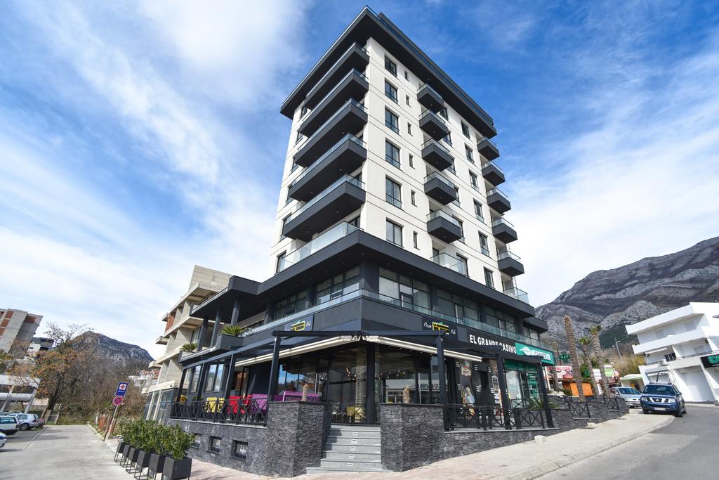 Del Medio Hotel