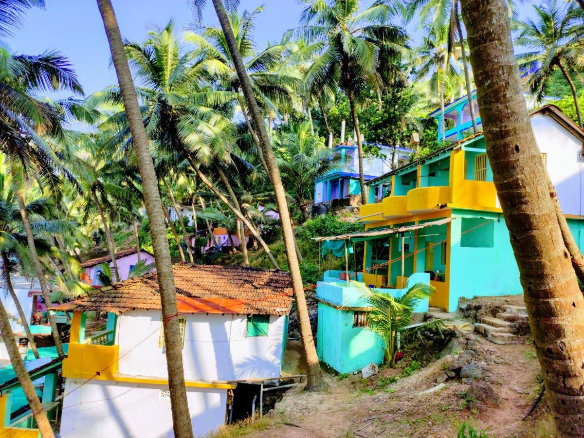 Sunny Cliff Stay Guest House, Арамболь