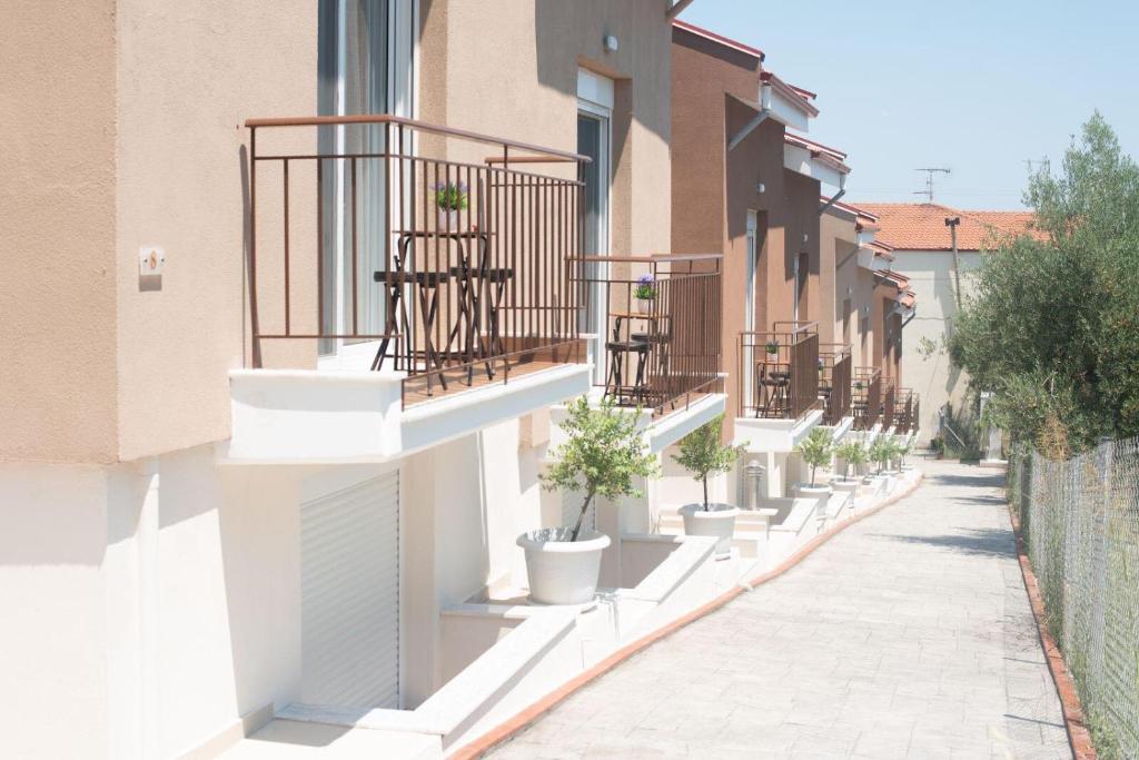 Valery Apartments