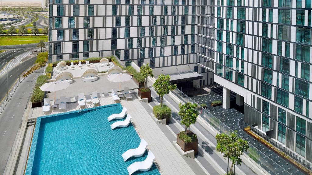 Holiday Inn Dubai Al Maktoum Airport
