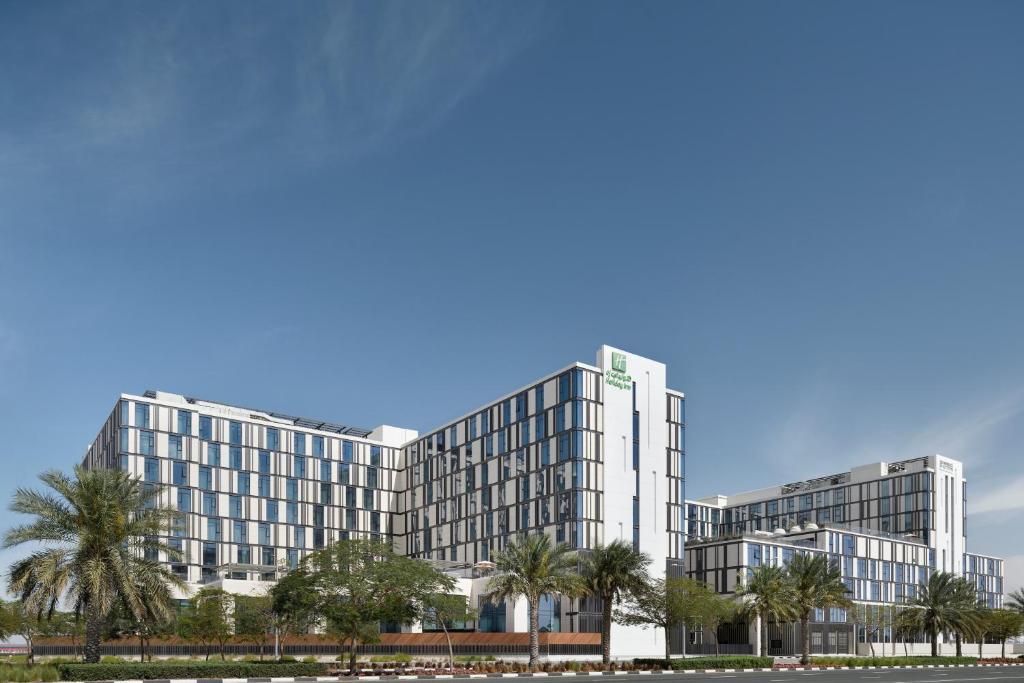 Holiday Inn Dubai Al Maktoum Airport — фото 2