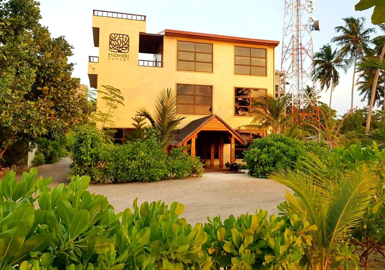 Endheri Sunset Dhangethi Guest House