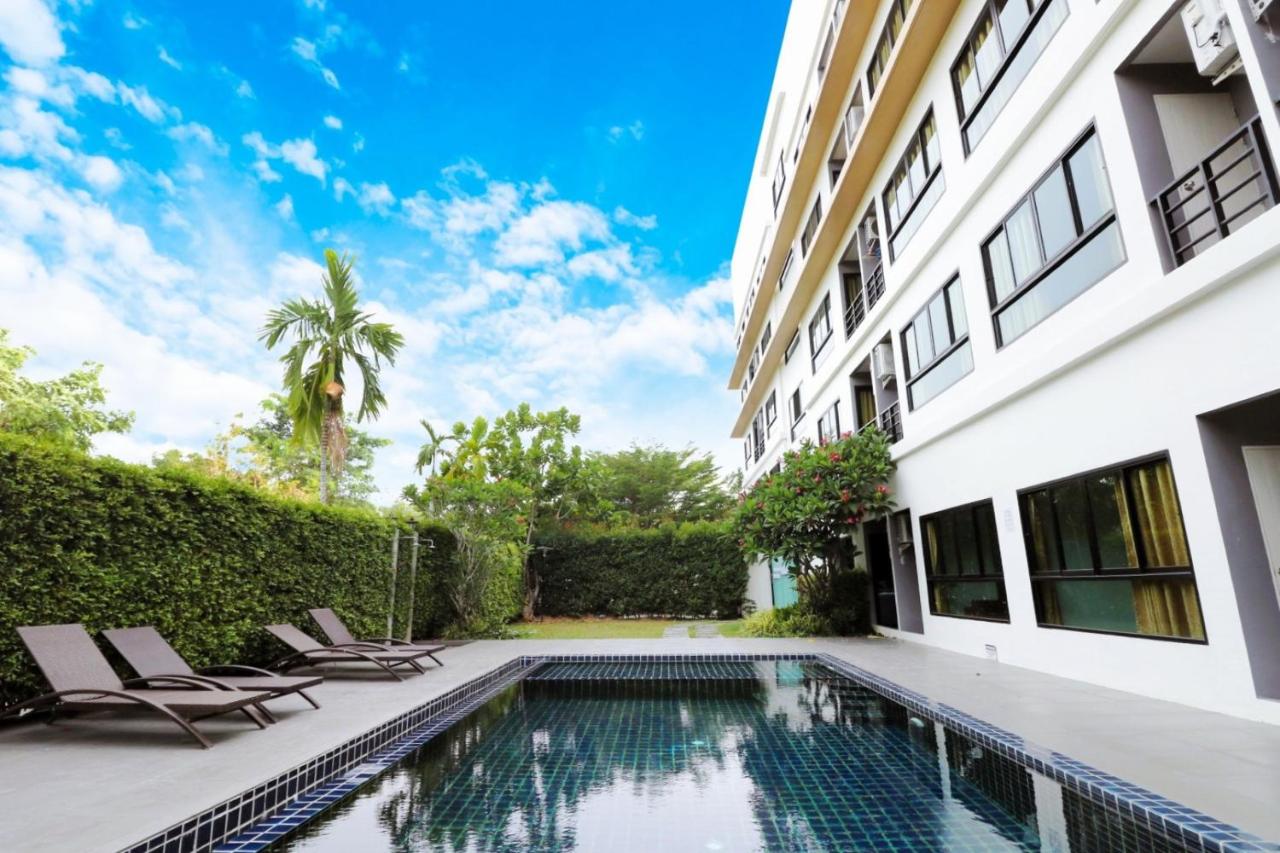 S4 Naiyang Beach Phuket
