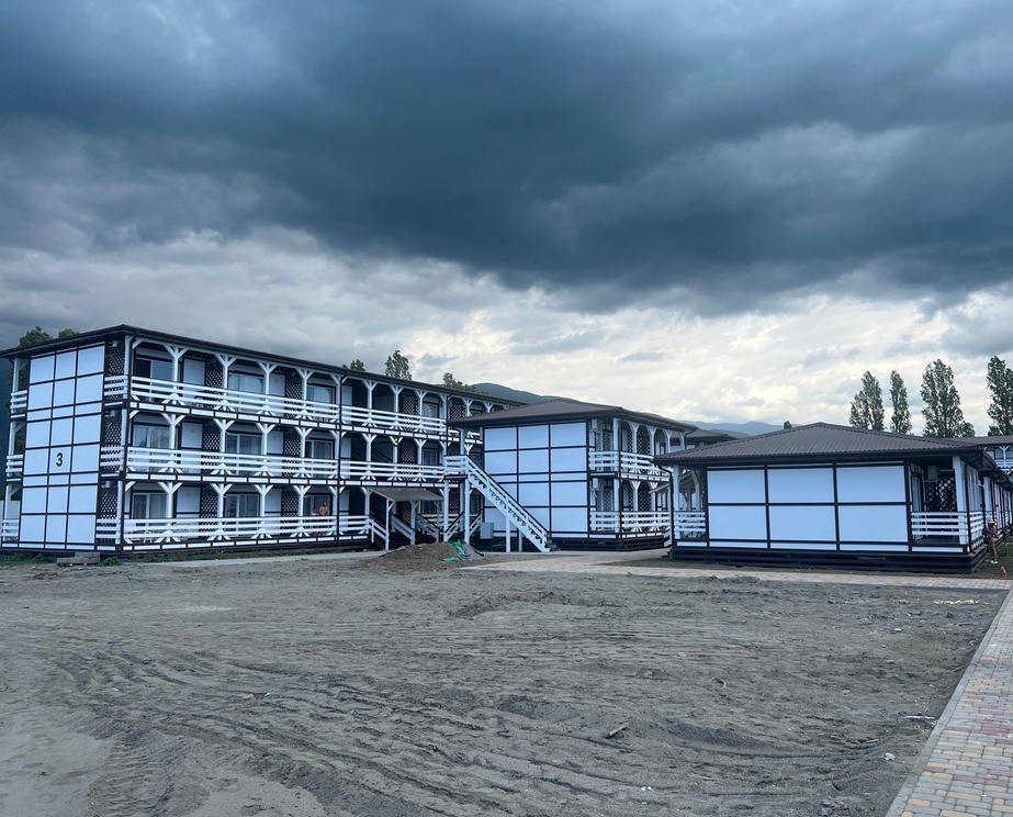 Тихая Гавань (ex. Алахадзе), Алахадзы