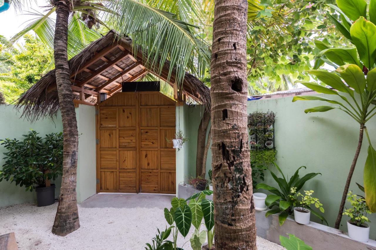 «Isla Dhiffushi» Guest House — фото 5