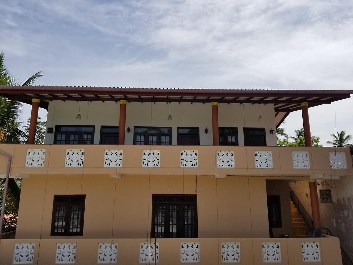 Kumara Guest House & Apartment, Унаватуна