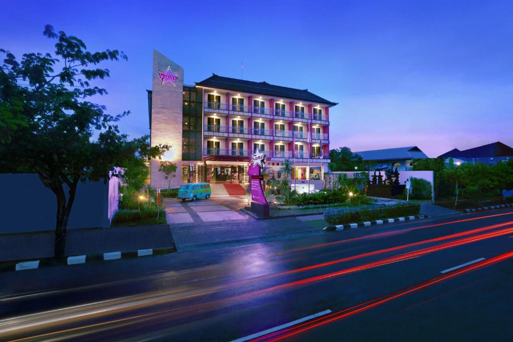 Fame Hotel Sunset Road