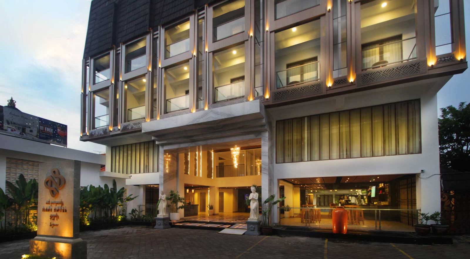 Nadi Hotel Legian