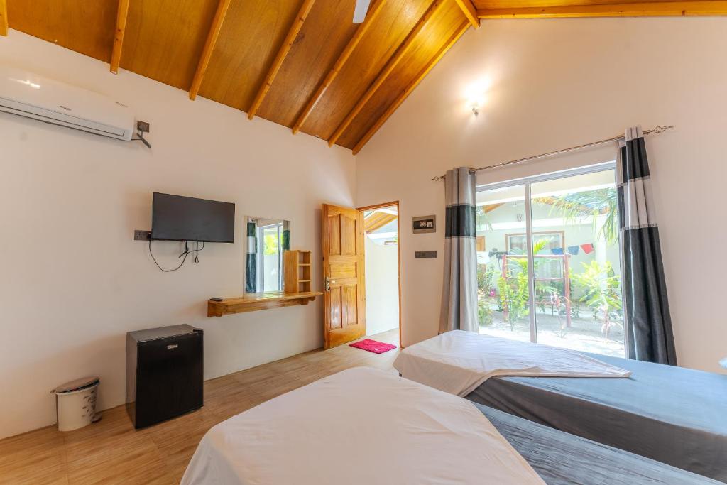Thoddoo Sun Sky Inn — фото 4