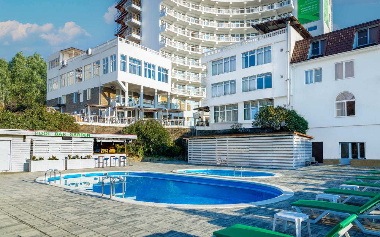 Garden Hills Hotel By Provence