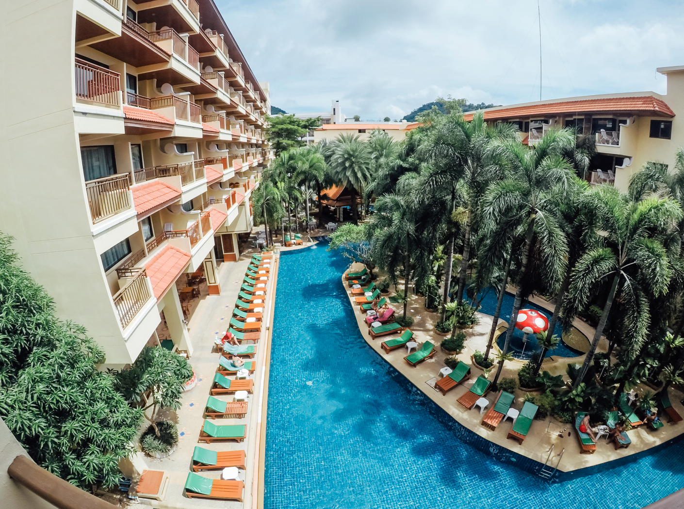 Baumanburi Hotel