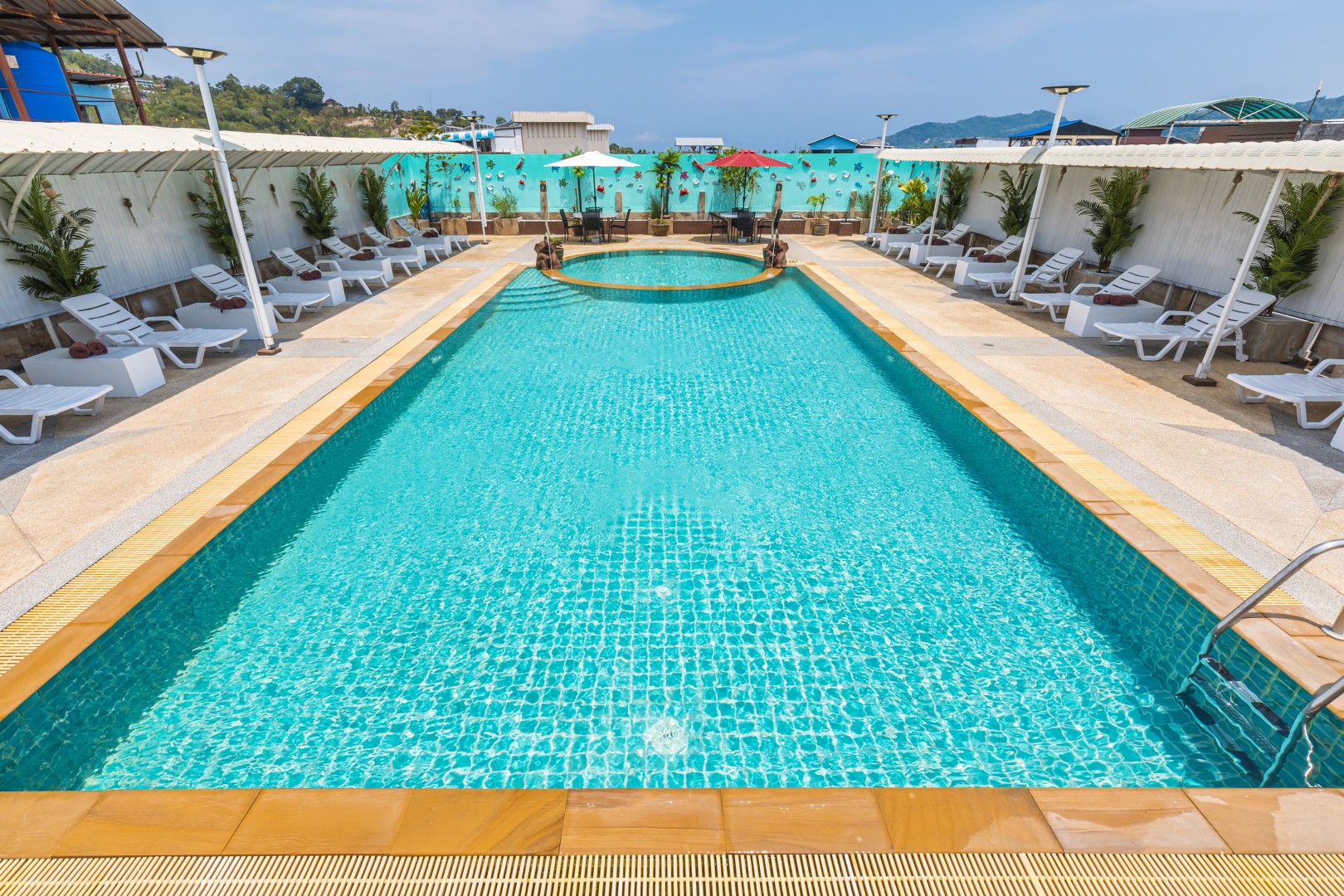 Sun Shine Patong (ex. Azure Phuket Hotel)