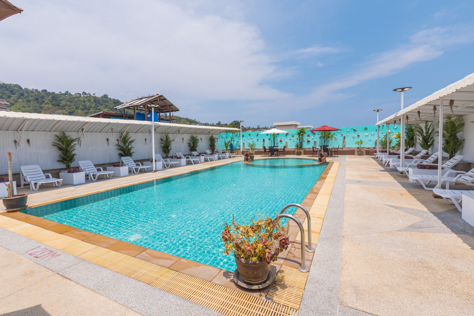 Sun Shine Patong (ex. Azure Phuket Hotel) — фото 2