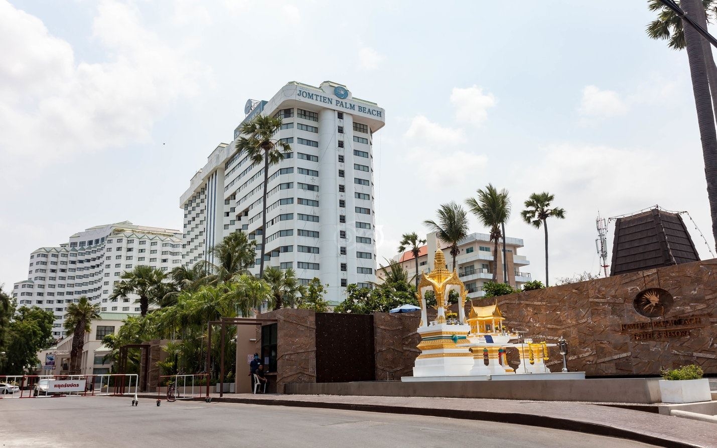 Jomtien Palm Beach Hotel & Resort — фото 3