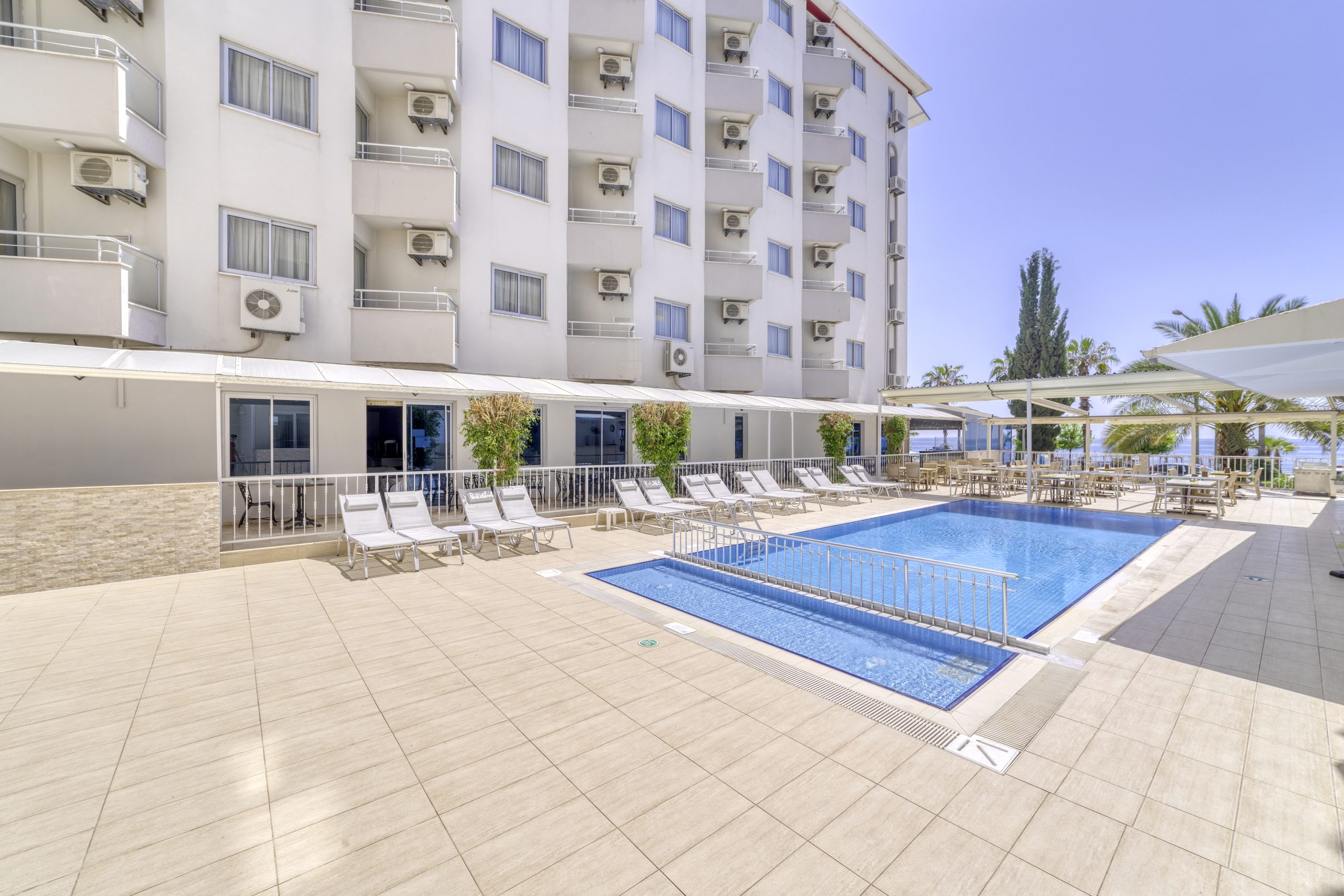 Kleopatra Melissa Hotel