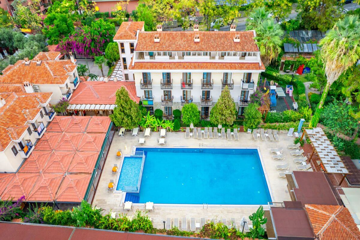 Perdikia Beach Hotel