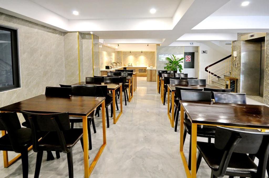 Golden Lotus Hotel — фото 5