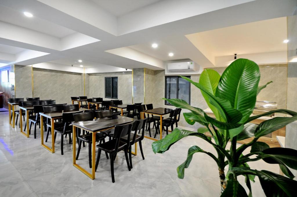 Golden Lotus Hotel — фото 6
