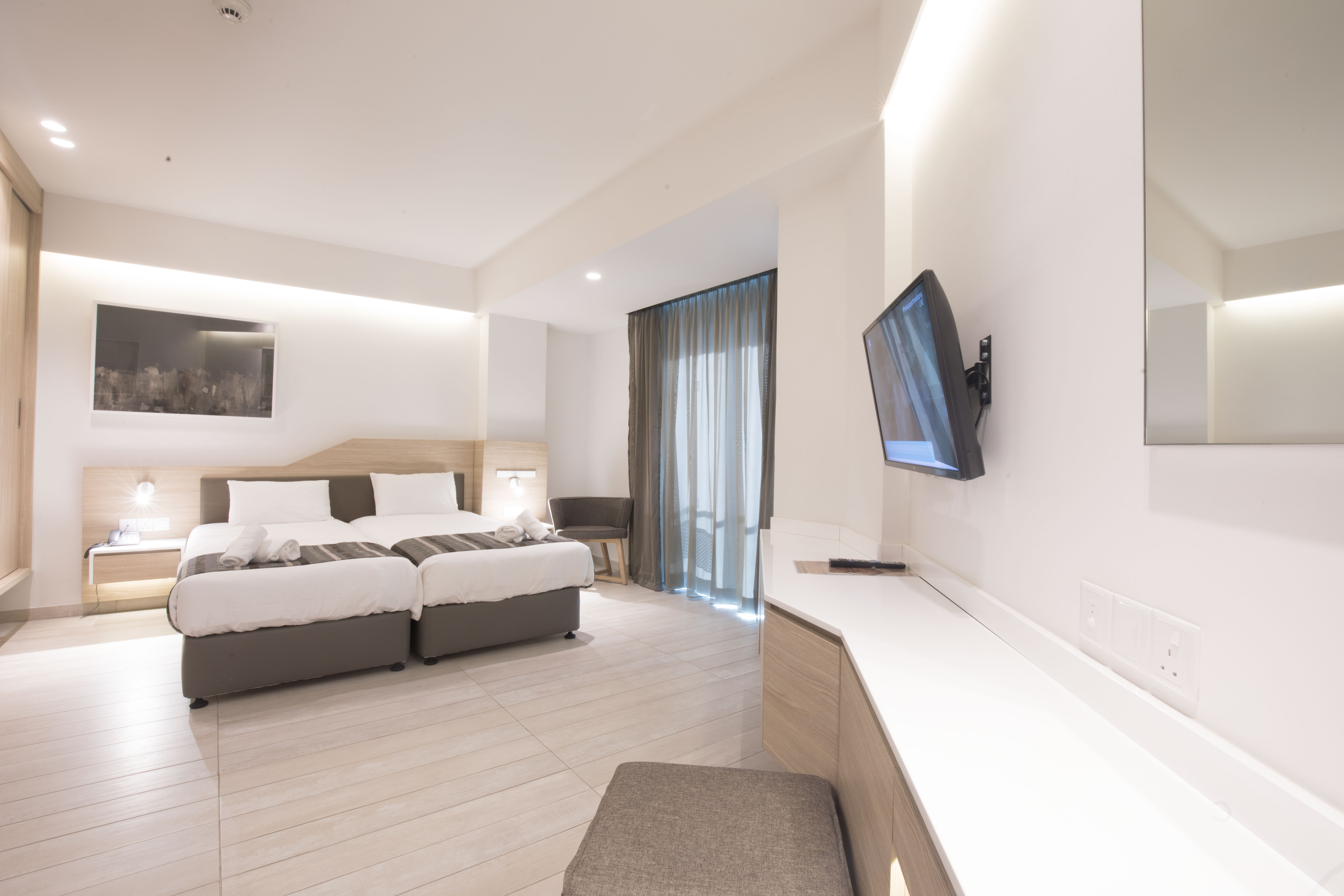 Evalena Beach Hotel — фото 2