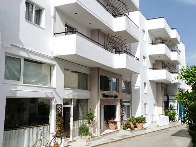 Happiness Apartments 