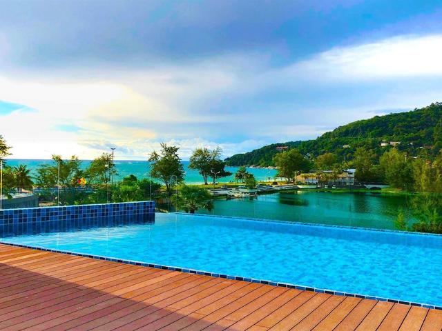 Phoenix Karon Beach