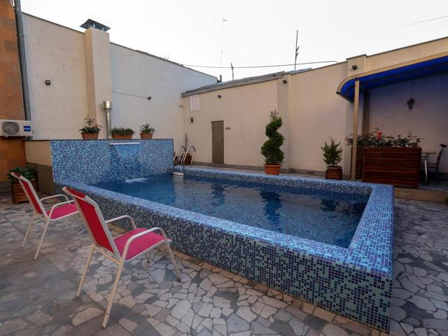 Alba Hotel Yerevan (Алба Хотел Ереван)