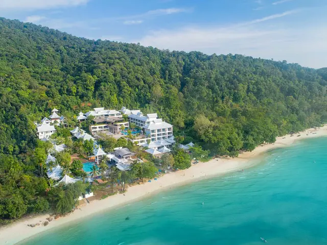 Anyavee Tubkaek Beach Resort
