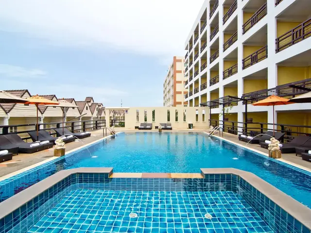 Golden Sea Pattaya
