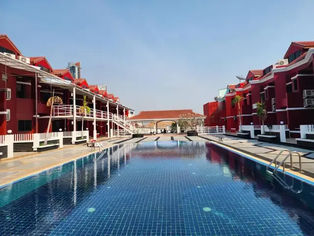 Arawana Regency North Pattaya (ex. LK Paragon; Paragon Place)