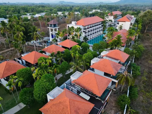 Estella Maikhao Beach (ex. D Varee Mai Khao Beach; Piraya Resort & Spa)