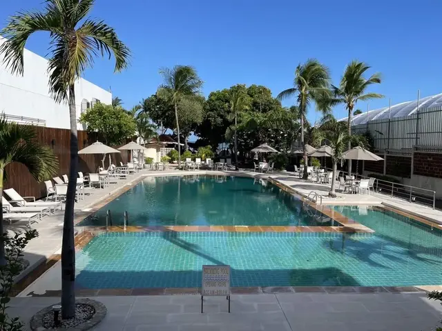 Twin Palms Resort