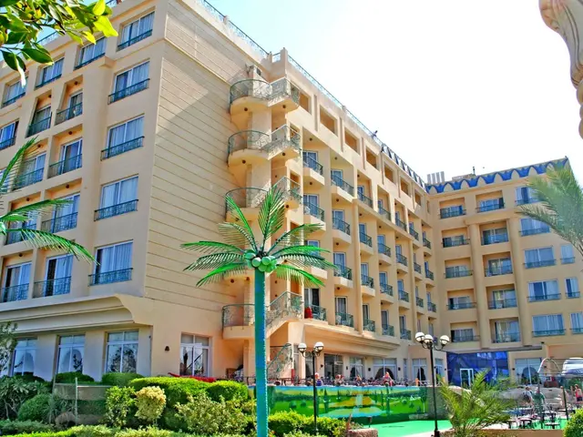 King Tut Aqua Park Beach Resort (ех. King Tut Resort)