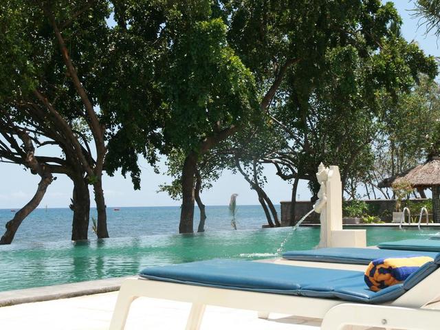 Puri Saron Hotel Baruna Beach Lovina